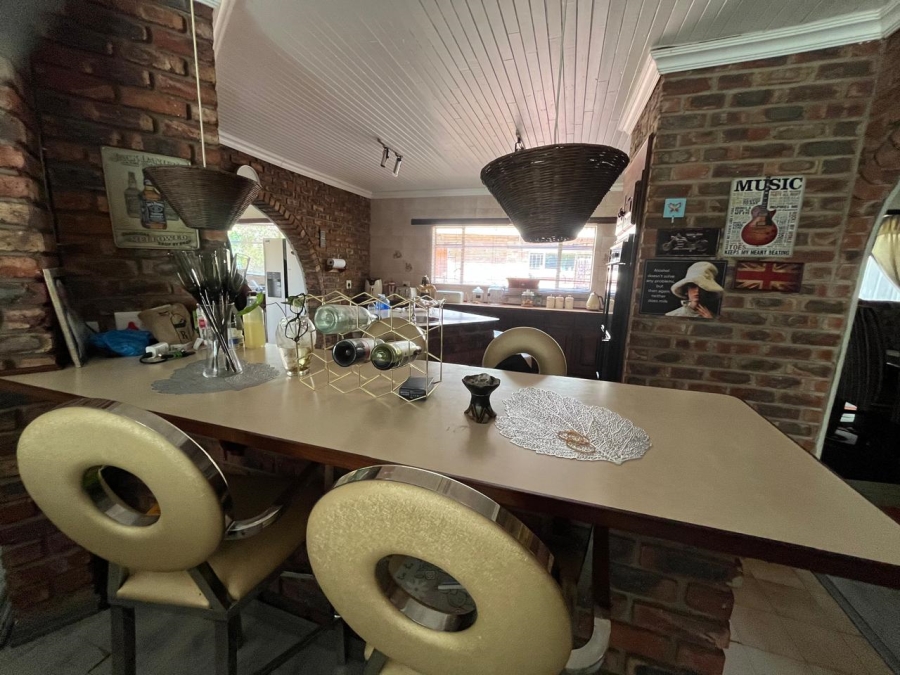 4 Bedroom Property for Sale in Riebeeckstad Free State